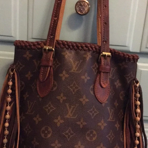 Authentic Louis Vuitton handbag - Picture 3 of 8